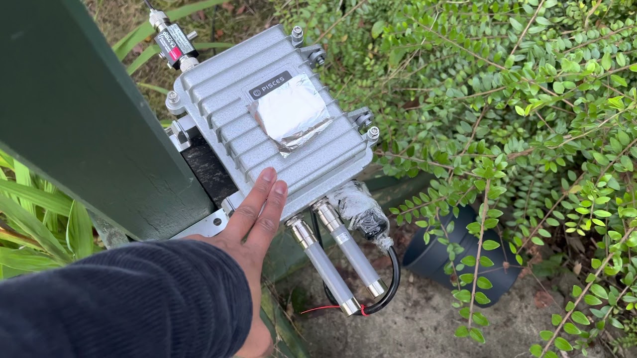 Pisces p100 Best Helium Outdoor Miner? Quick Sync and setup advice and review. HNT miner. Unboxing