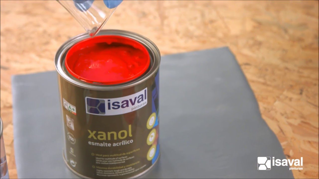 Pintar un mueble o caja de madera con Isaval Xanol Lasures y Barnices.