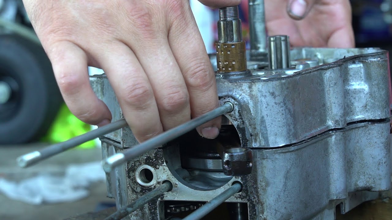 Honda Horizontal Engine  - Quick Center Case Split Method