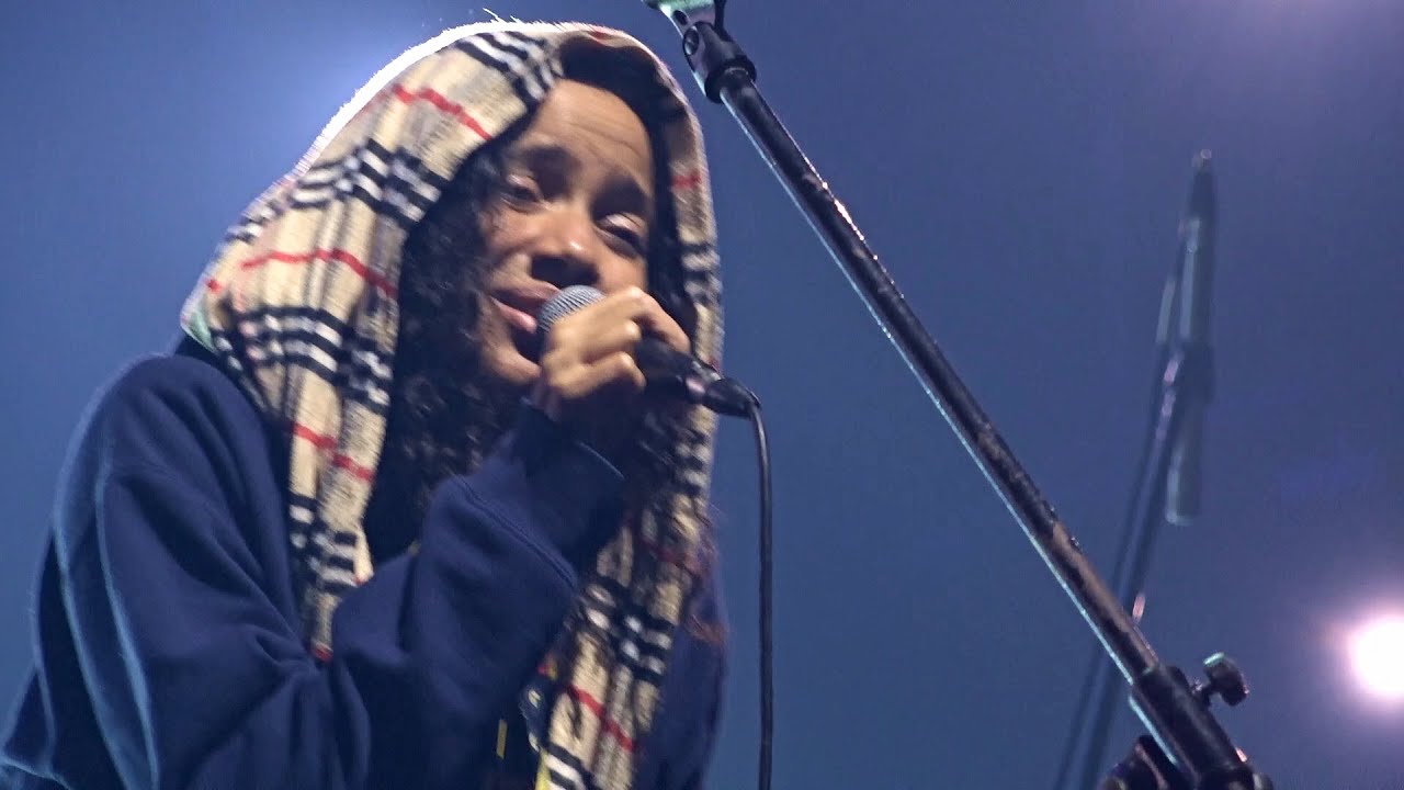 Nneka 