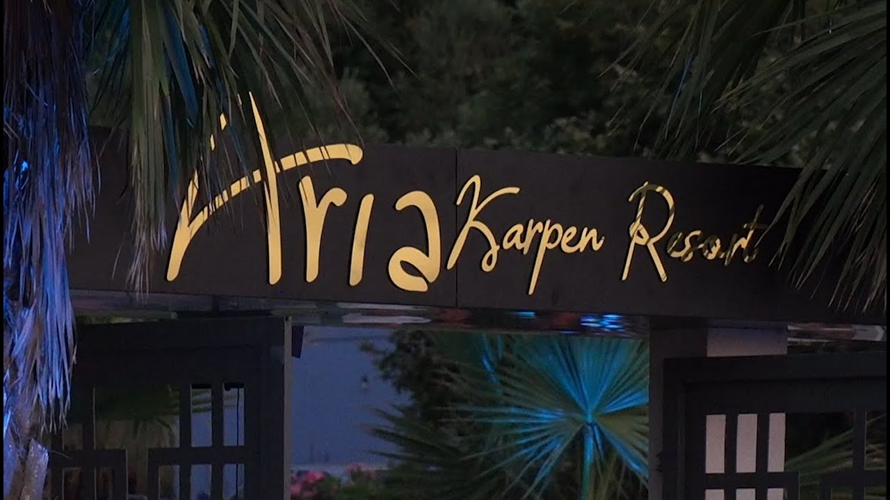 &ldquo;Aria Karpen&rdquo;, resorti q&euml; ju jep mund&euml;sin&euml; t&euml; zbuloni bregdetin kavajas n&euml; Karpen