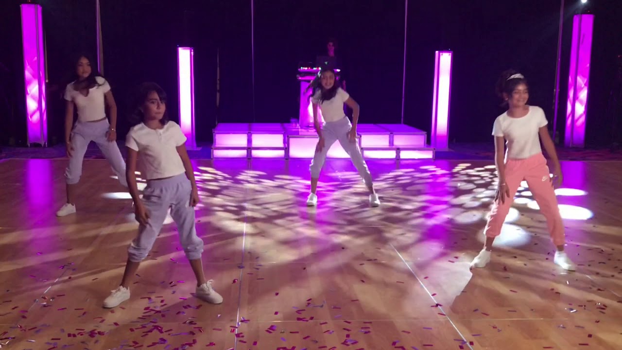 Hannah&rsquo;s Bat Mitzvah Surprise Dance