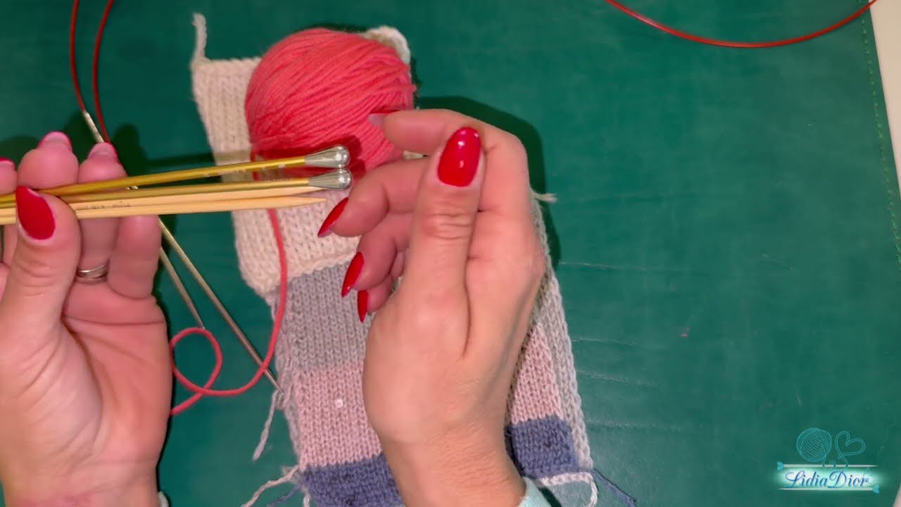 Avvio delle maglie con ferri incrociato