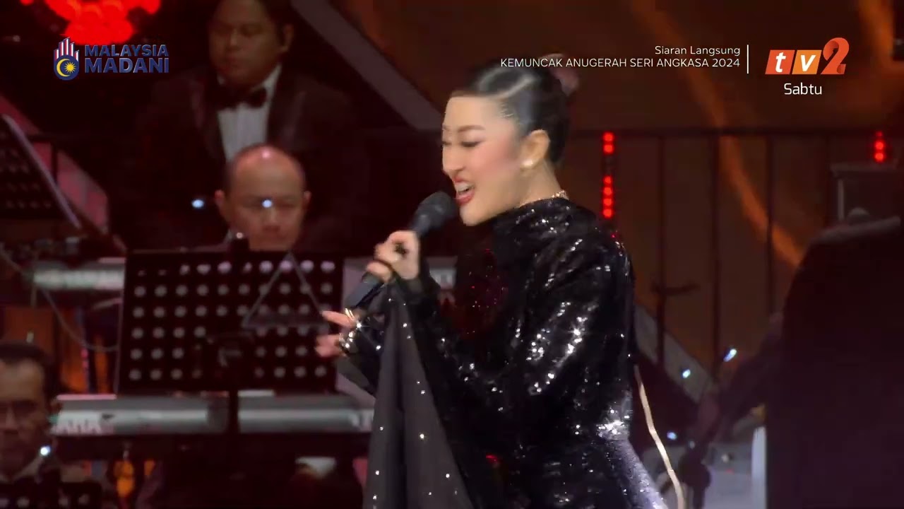 Aisha Retno & Roxy Ixzy | Roar | Kemuncak Anugerah Seri Angkasa 2024