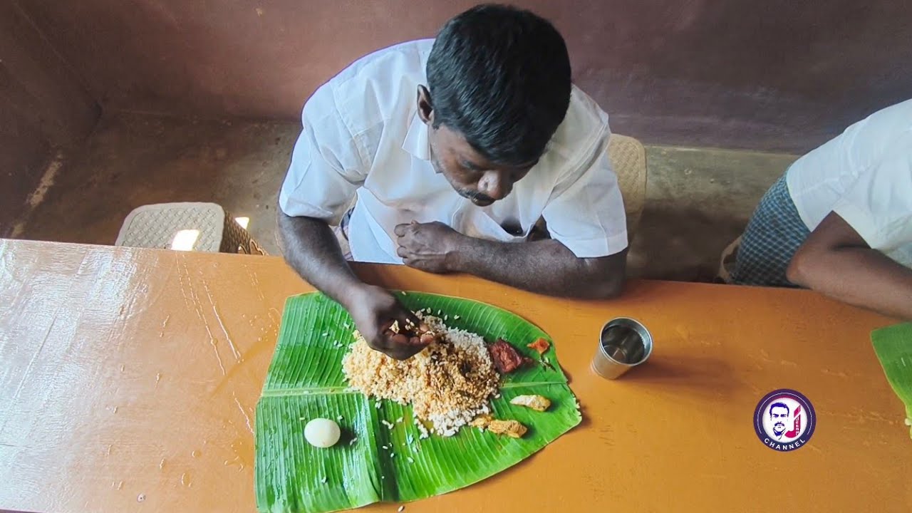 உடன்குடியின் ருசியான மீன்குழம்பு சாப்பாடு கடை /90 ரூபாய்க்கு பொரித்த மீன் முட்டை கறிக்குழம்பு 