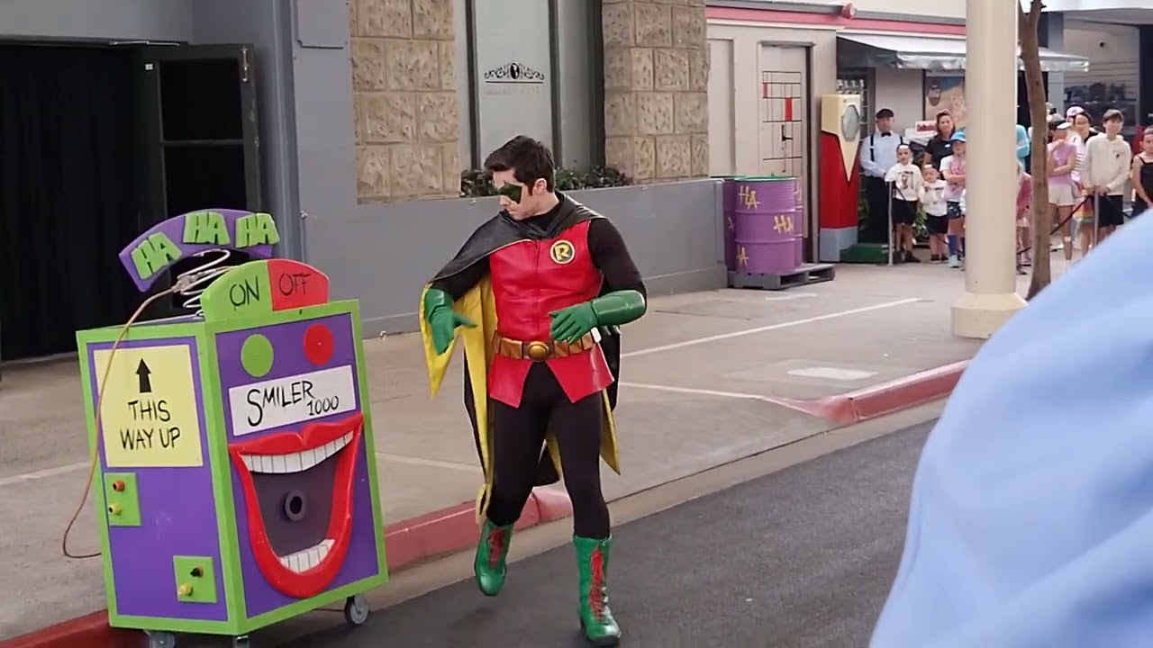 Batman vs joker at movie world 