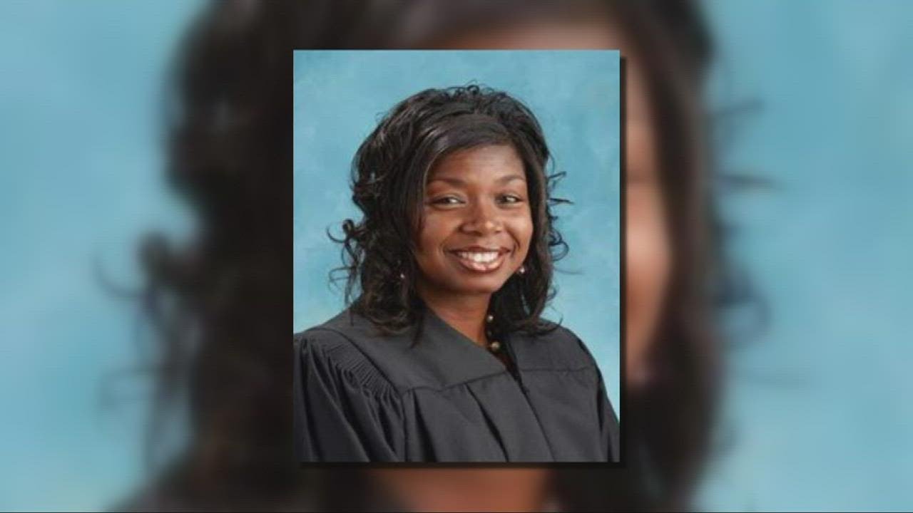 Cleveland Municipal Court Judge Pinkey Carr indefinitely suspended for behavior