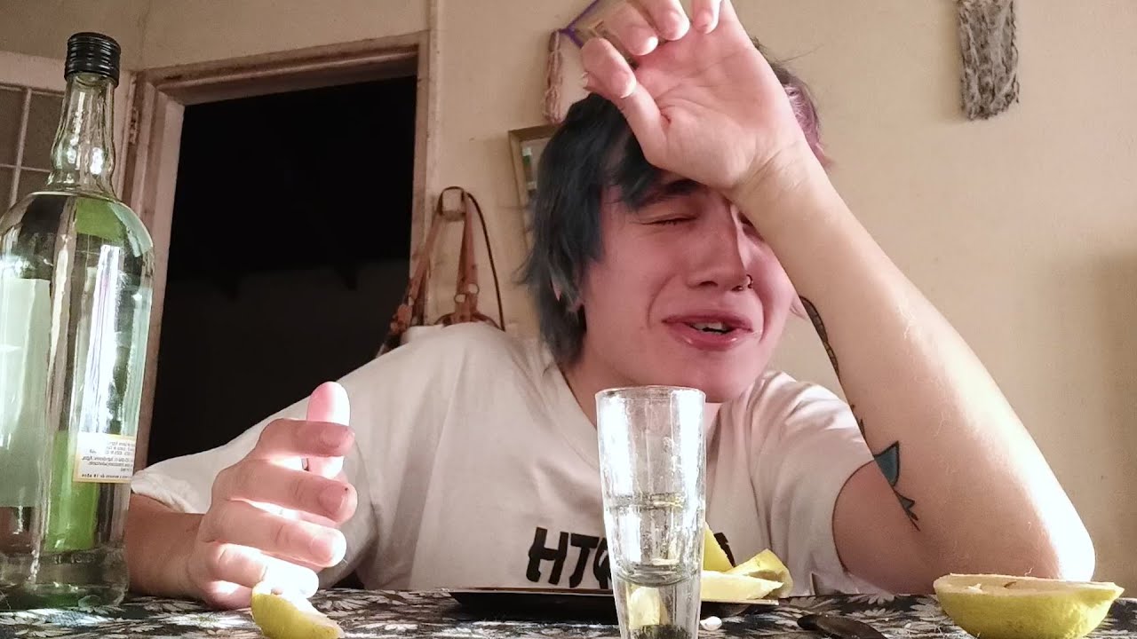 poniendome EN PEDO con TEQUILA RANCIO en el campo