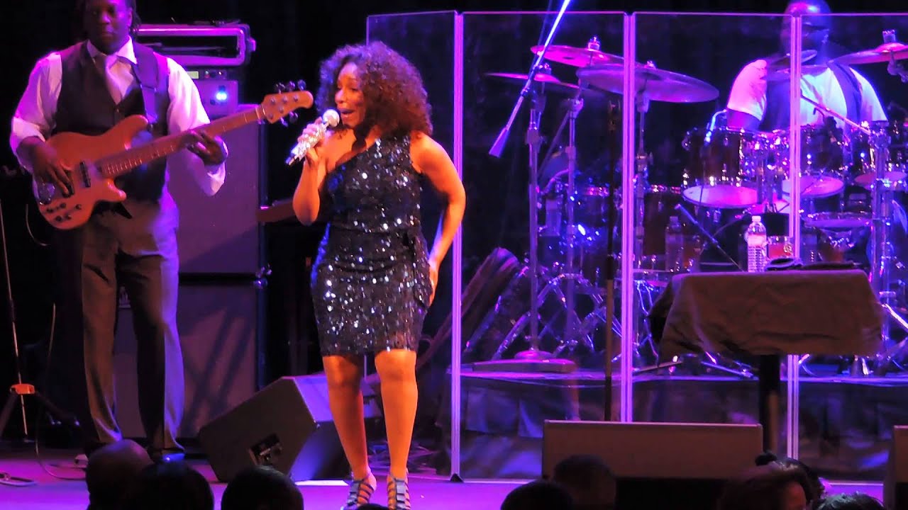 Stephanie Mills 