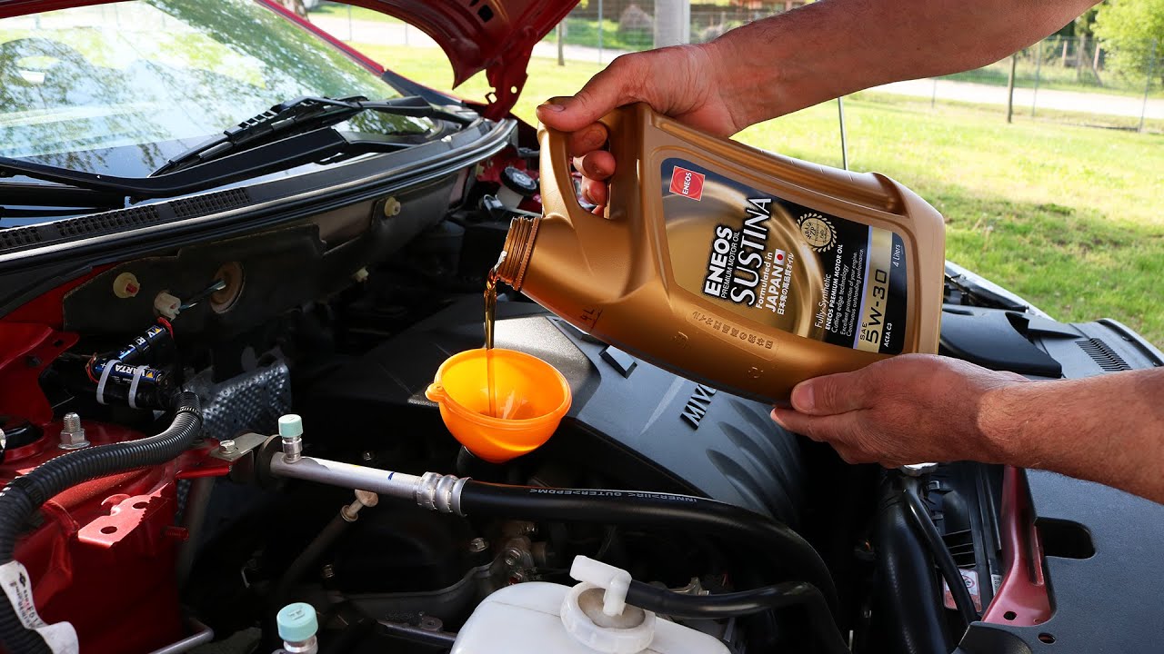 Mitsubishi Lancer - Oil & Oil Filter Change