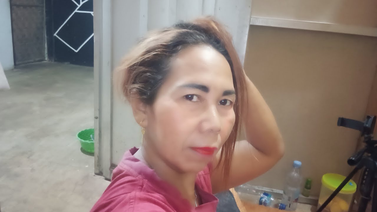 BUNDA TINUK SUGIARTY sedang live sekarang! bangun bangun sahur sahur