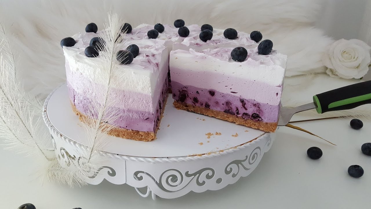 Trobojna torta od borovnica - Three-coloured Blueberry Cake