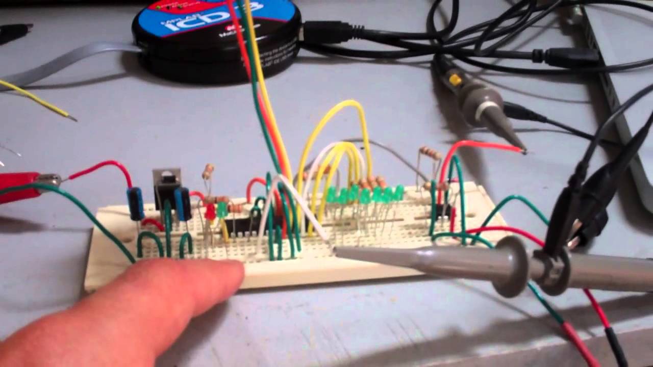 MIDI to Control Voltage (CV) converter using PIC16F873a