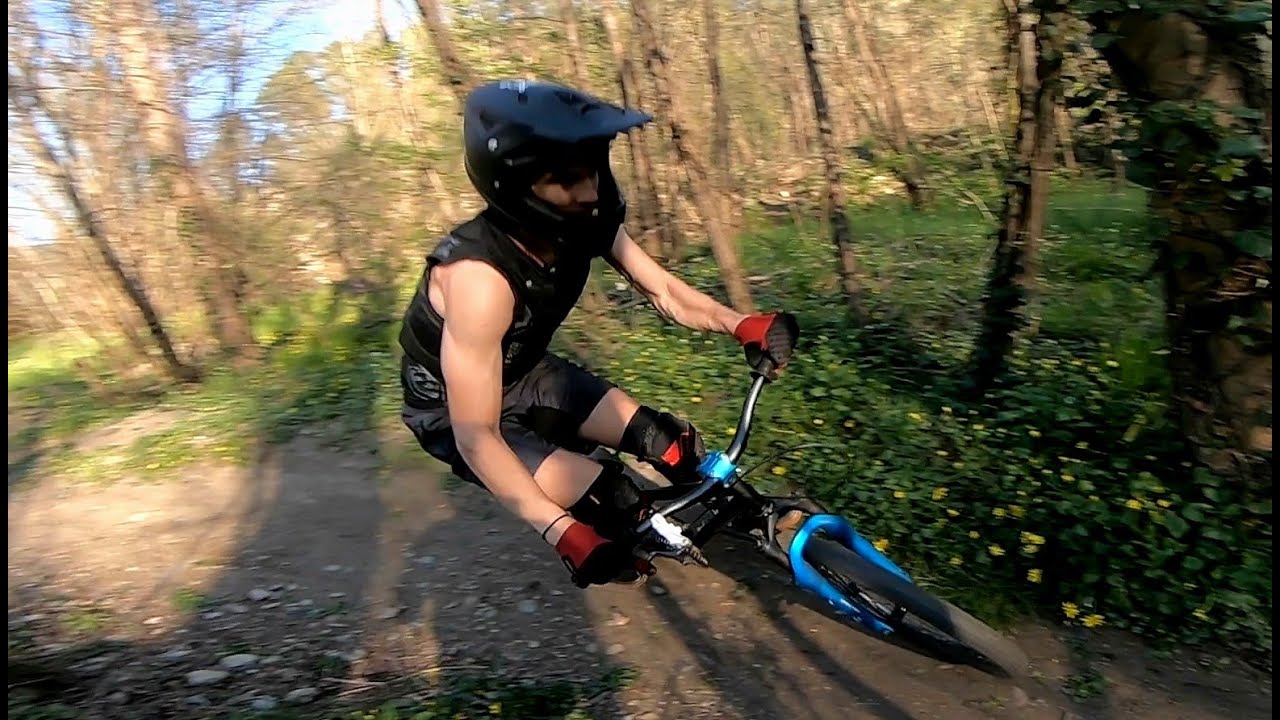 CHILL RIDE AT HOME | Evryd&egrave;ze