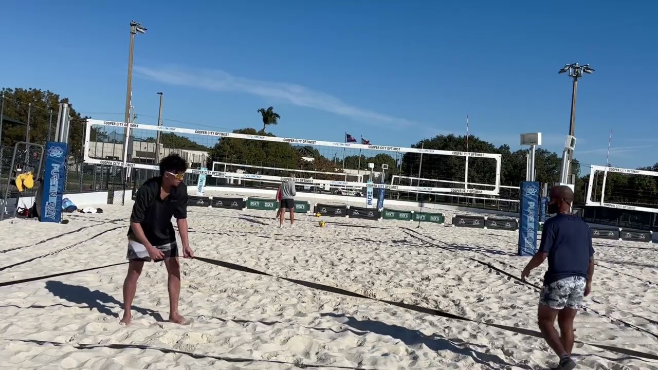 Nick/Josh v Pierre/Javi game 4