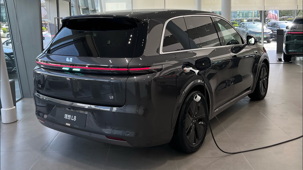 2025 LiAuto L8 PHEV 6-seater 1360km range under $45,000 review | LiAuto | China 🇨🇳