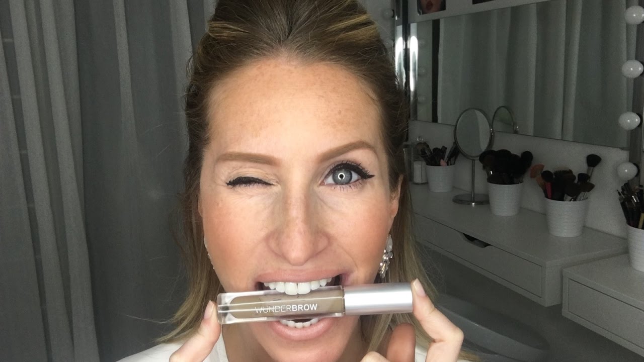 Tuto maquillage : des sourcils parfaits - crayon, poudre ou crème ?