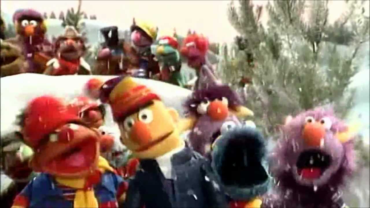 A Muppet Family Christmas with the Sesame Street Gang