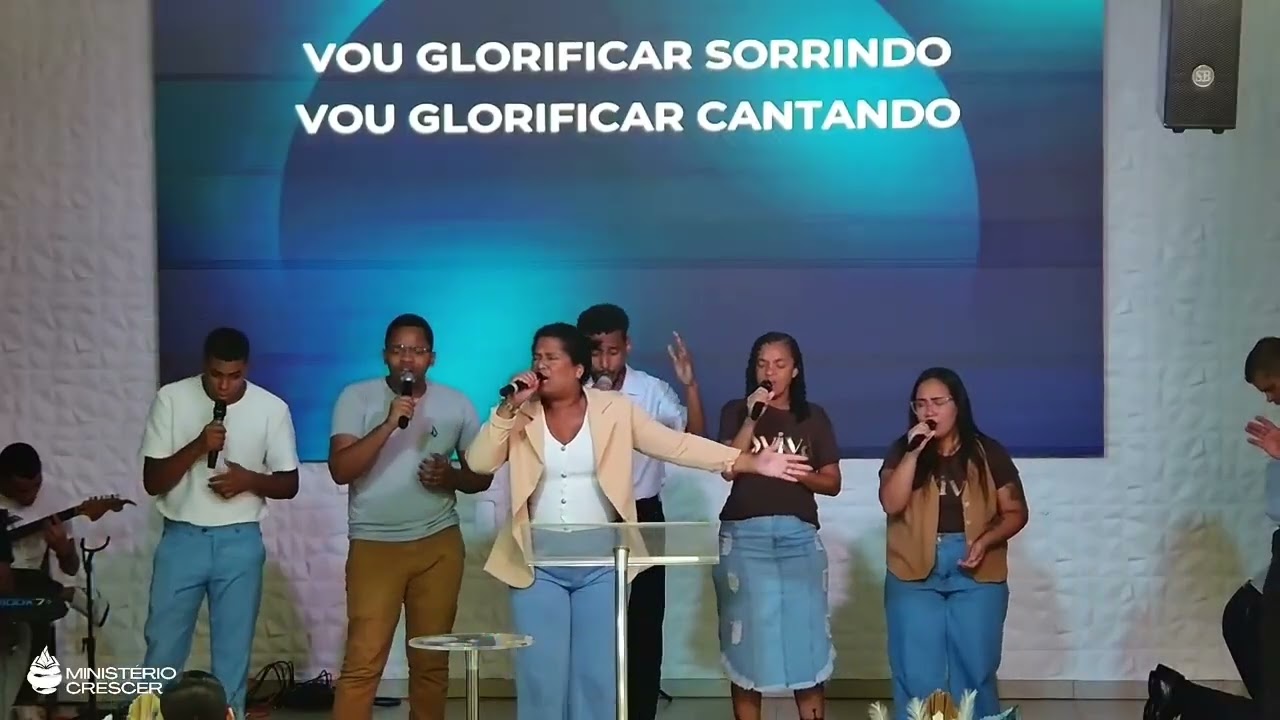 Ministério de louvor cresçer jackeline ferrari(vou glorificar)