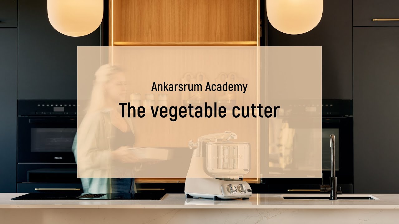 Ankarsrum Academy - How to assemble and use the vegetable cutter