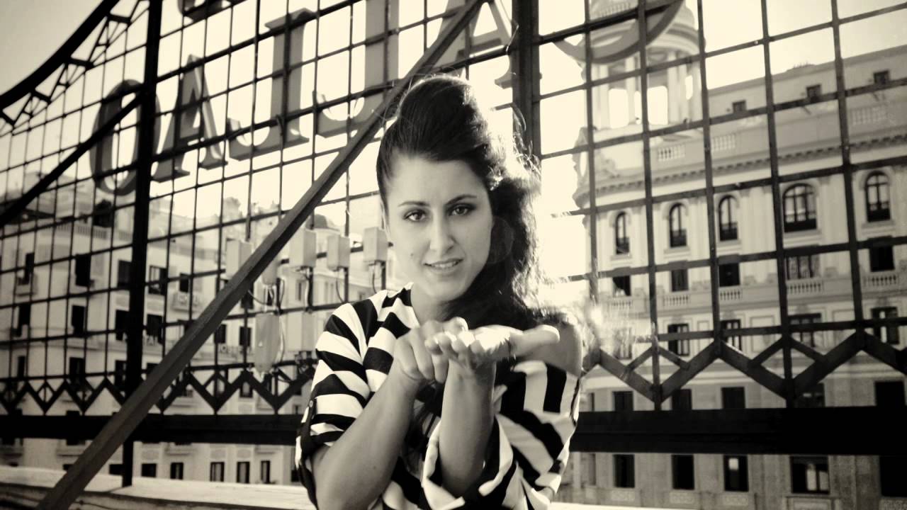 Barei - Play (Official Video)