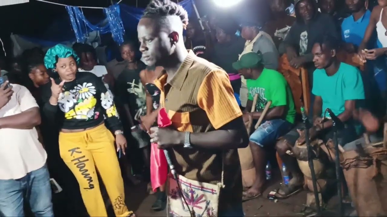 Samba ti toro kap fè koze nan wanament 