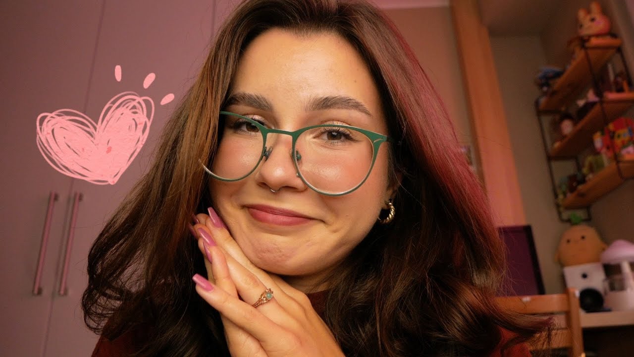 ASMR kochana starsza siostra robi Ci Twój pierwszy makijaż! 🥰 (ft. Your KAYA)