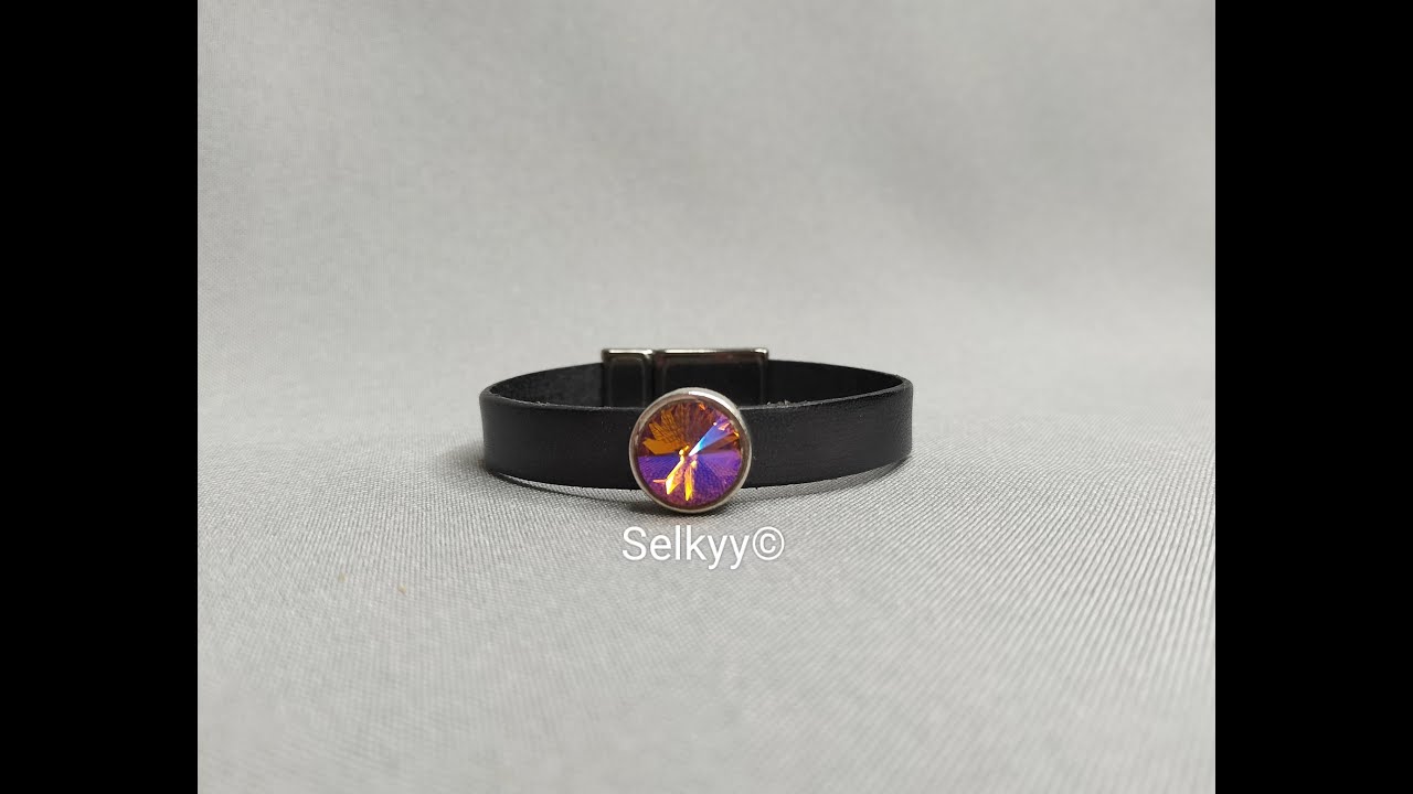 Bracelet lacet cuir noir et cristal Rivoli Swarovski Topaze Glacier Bleu