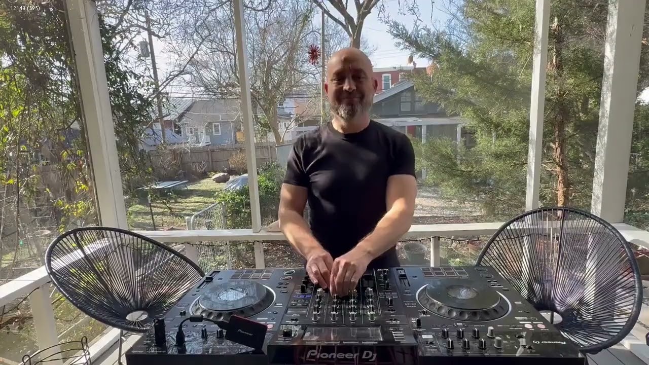 French Dubstep hitched to Austrian Techno
