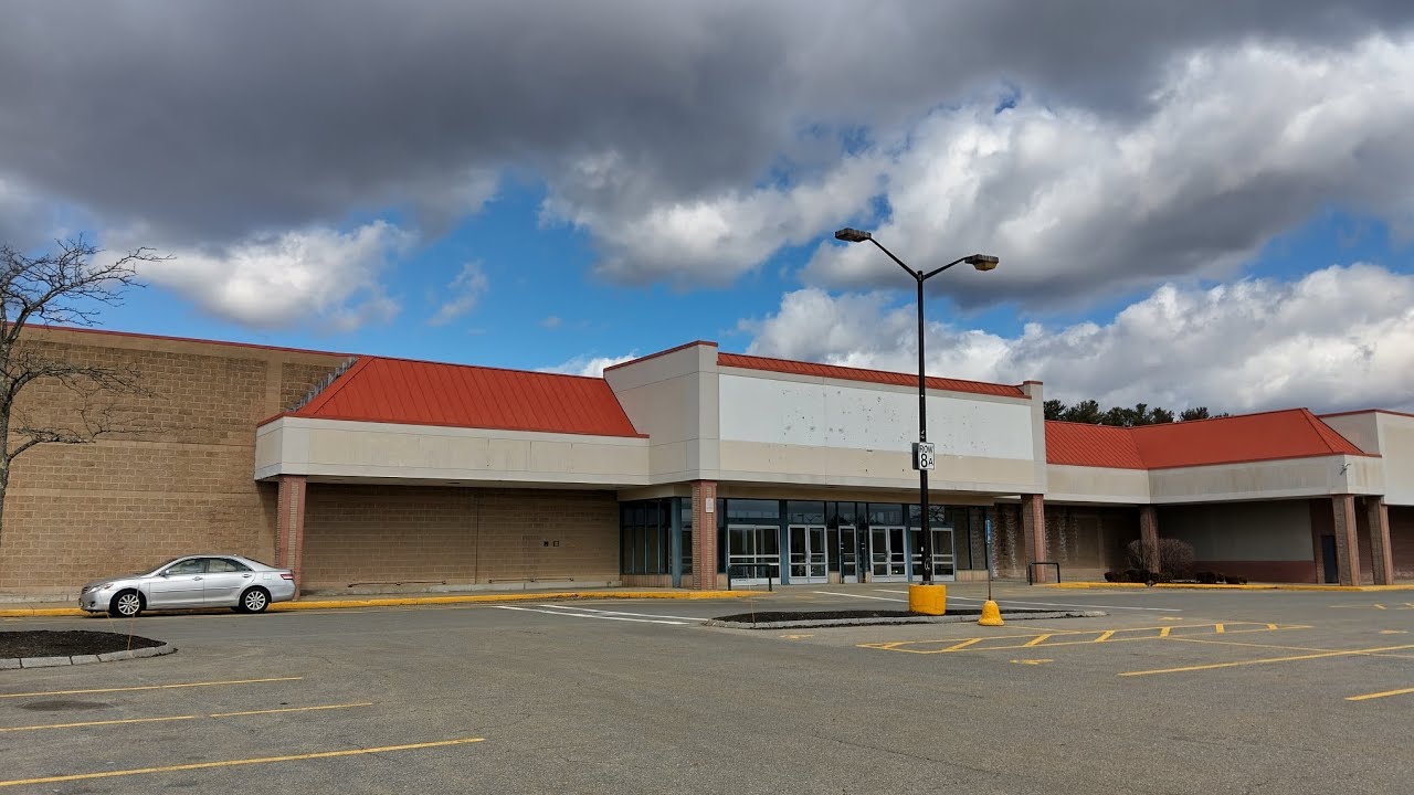 Abandoned Kmart Tewksbury Massachusetts