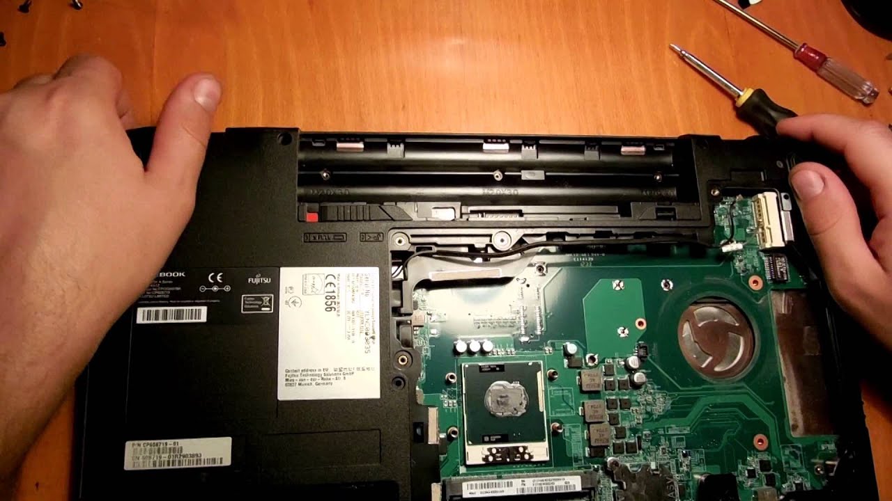 Fujitsu Lifebook A512. Разборка ноутбука Fujitsu Lifebook A512