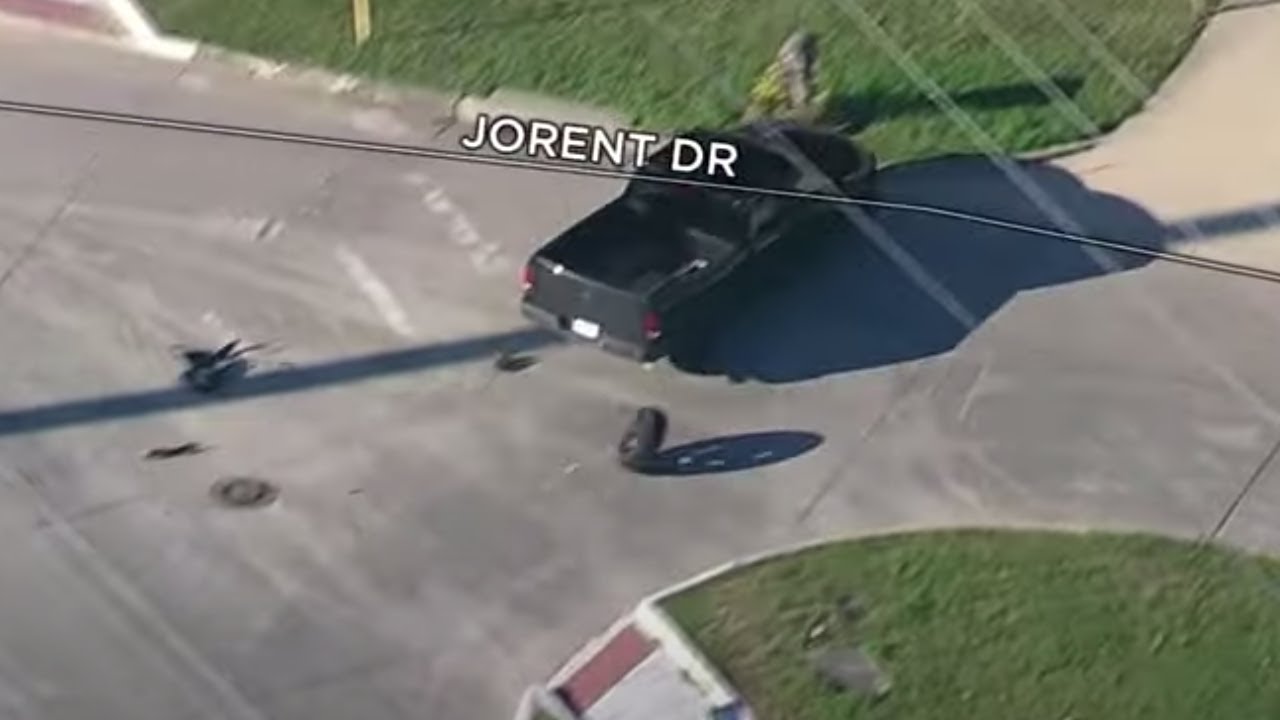 Female Suspect leads HPD on chase through the Heights area