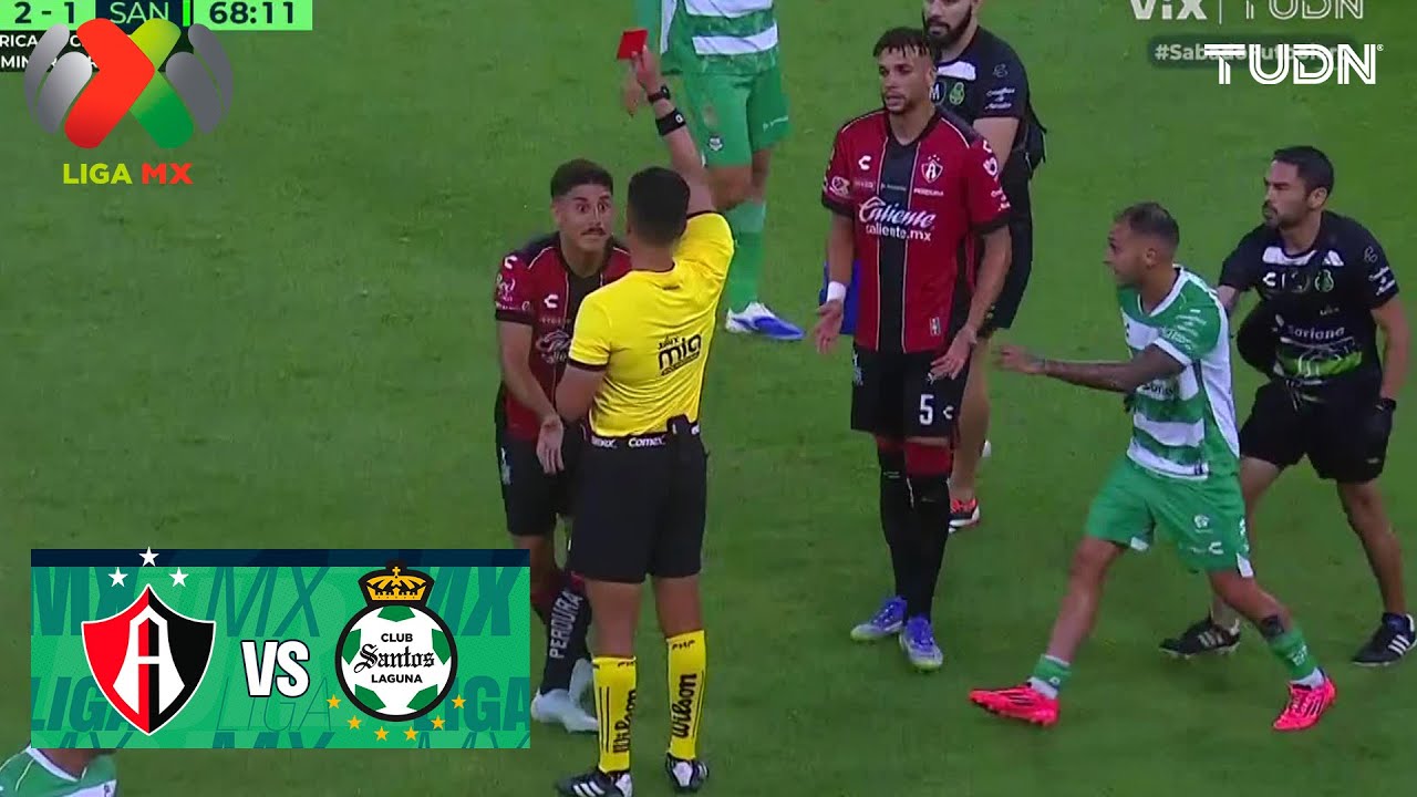 &iexcl;Entrada Criminal! C&oacute;ccaro se lleva la roja | Atlas 2-1 Santos | Liga MX - J8 Apertura 2025 | TUDN
