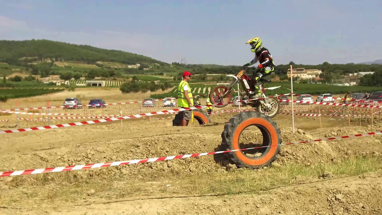 MOB'CROSS / Course de mobylette / Cool party mob!!! / La mobylette fêlée / Vinsobres 2017