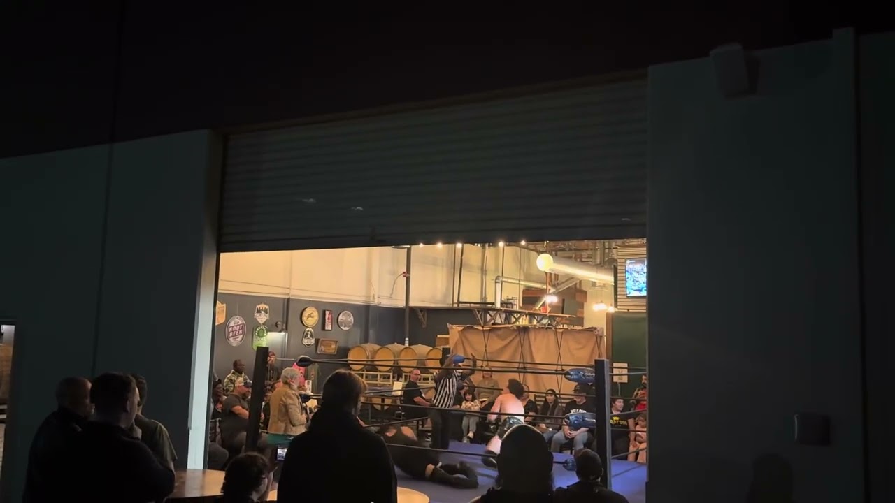 Wayne vs Bryce kouza ugly dojo 