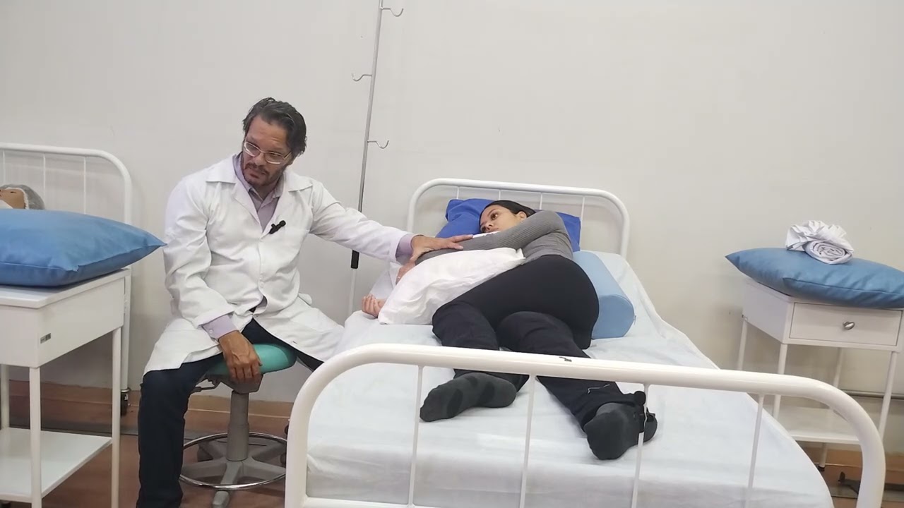 PACIENTE ACAMADO PREVENÇÃO DE LPP EM DECÚBITO LATERAL (SIMS / SEMI PRONA)