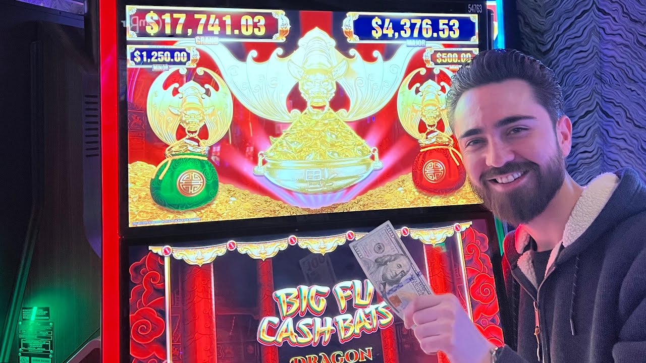 Сколько можно выиграть, поставив 100 долларов на этом игровом автомате Big Fu Cash Bats?