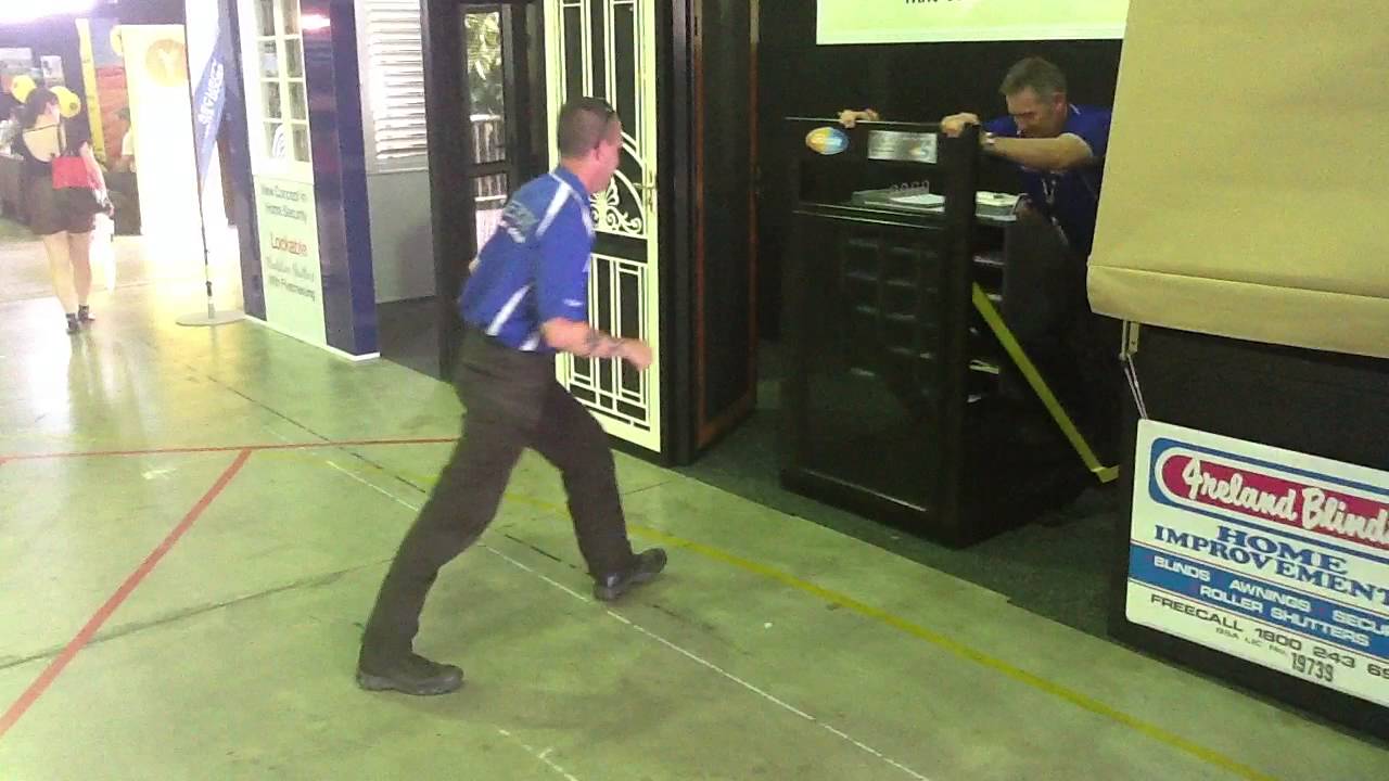 Kick Test on Crimsafe