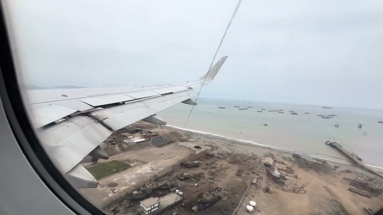 LATAM Airlines Airbus A320 landing at Lima Jorge Chavez International Airport (SPJC)