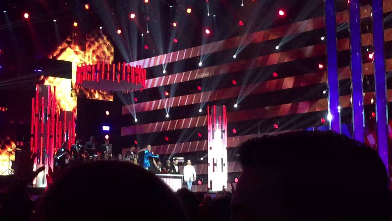 Marco Antoni Solis, Marc anthony y natalia gimenez cantando Billboards 2016