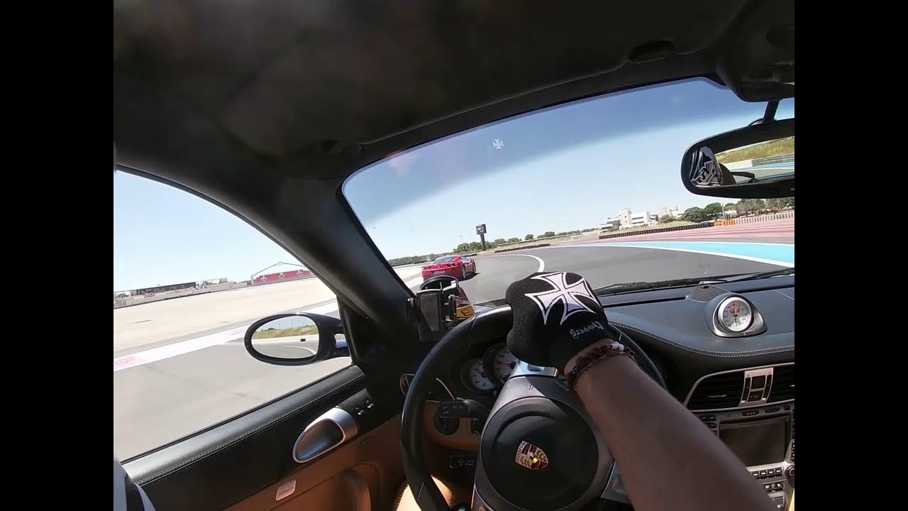 997 turbo vs Ferrari 458 Italia