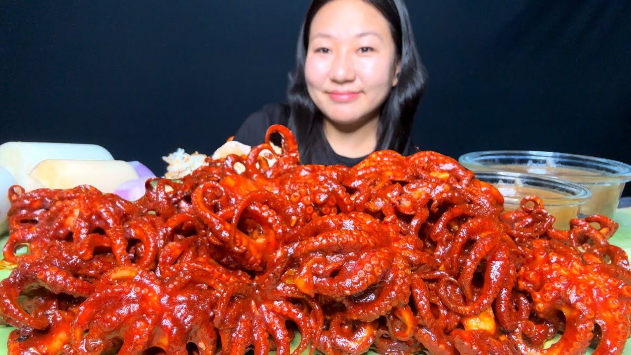 Extremely Spicy Korean Stir-Fry Baby Octopus | Easy Recipe And Delicious With Rice Mukbang