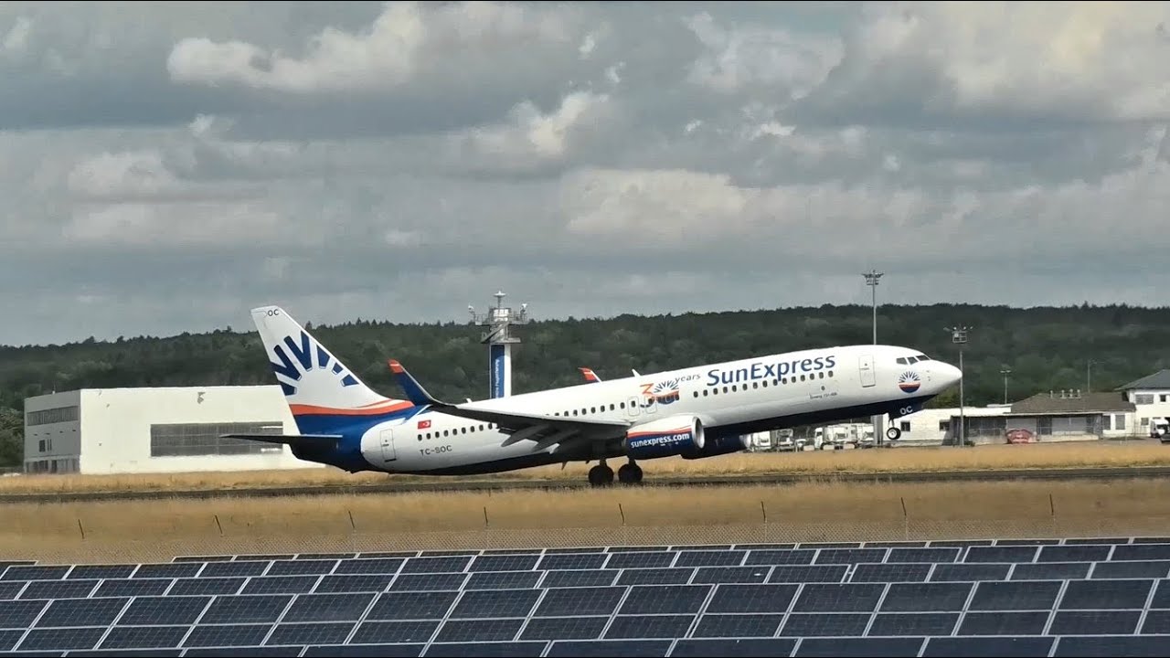 Ab in den Urlaub mit SunExpress vom Flughafen Saarbrücken