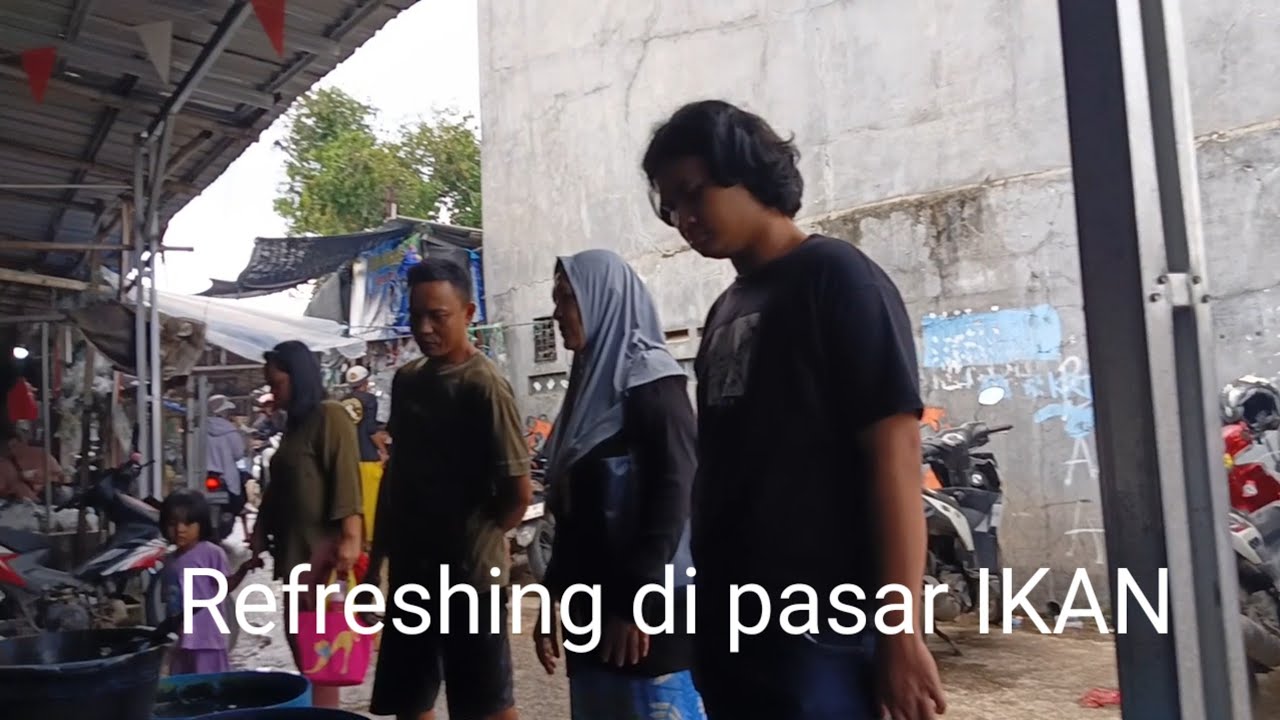 Selanjutnya refreshing di pasar ikan 