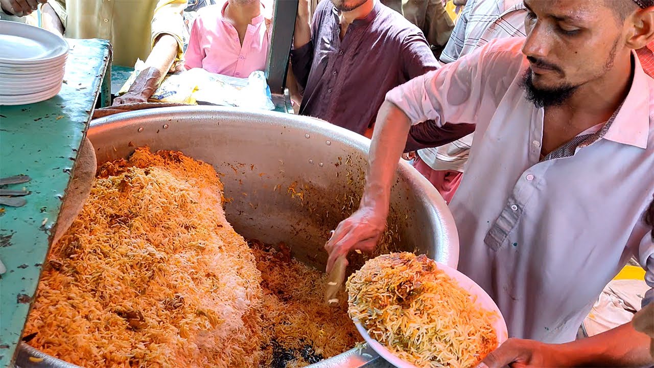 Amazing Food At Street Food | Best 17 Street Food Videos | Street Food Karachi Pakistan