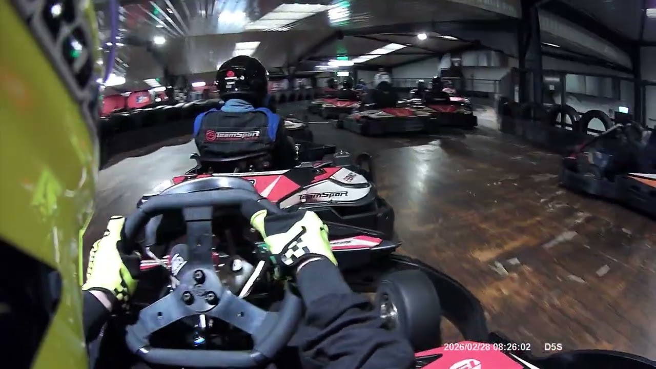 50 lap Teamsport Sheffield. 1st lap Carnage 🙃🏎