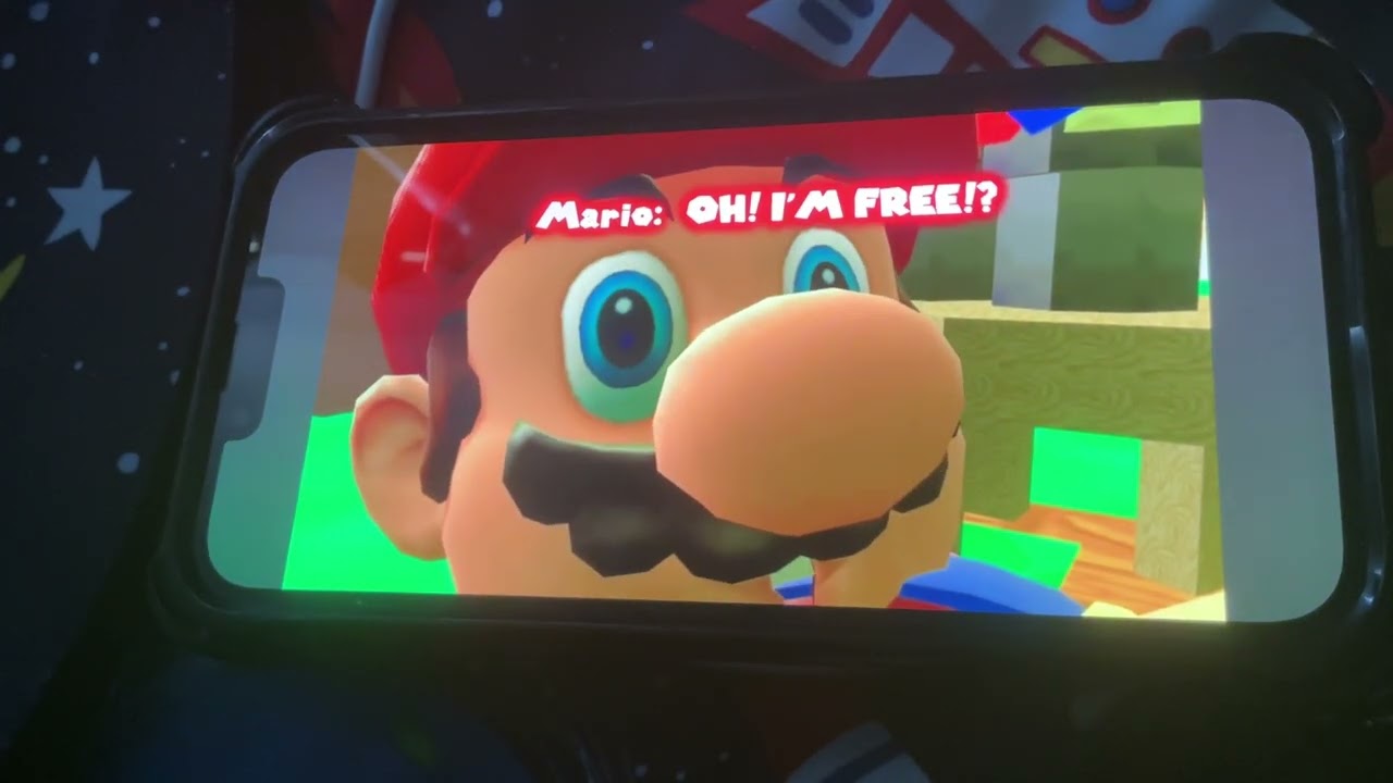 Spare mint studios reacts to Mario gets his PINGAS stuck in the door ￼