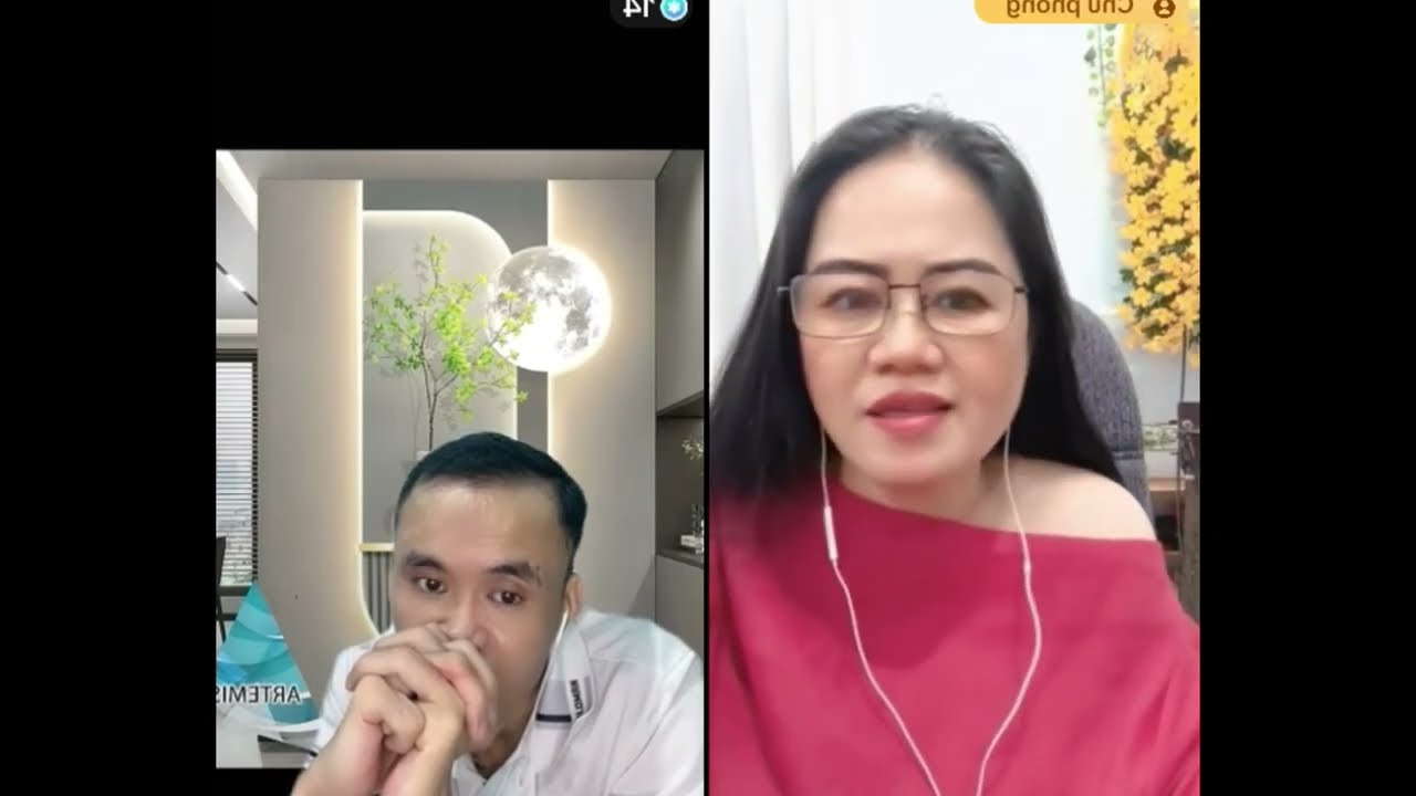 Ghép Đôi Vui Vẻ Thắm Nói Hỗ Trợ Anh Trai Khuyết Tật Mua Cái IP 13 Cho Em Nó Hát Live