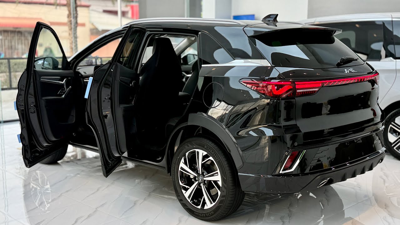 New 2026 JAC JS6 Premium - 1.5L Premium Family SUV | Black Color 