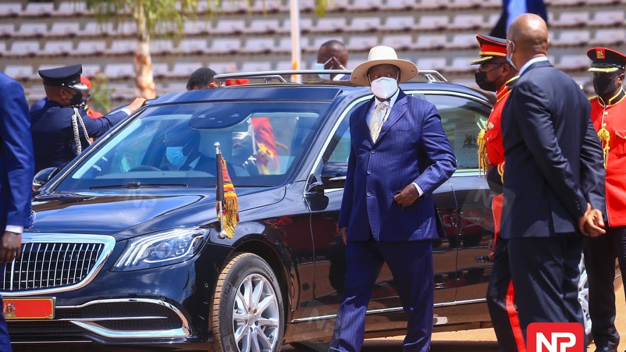 Museveni’s convoy the last to leave after Kenya’s Ruto and other Presidents from Kololo, Kampala